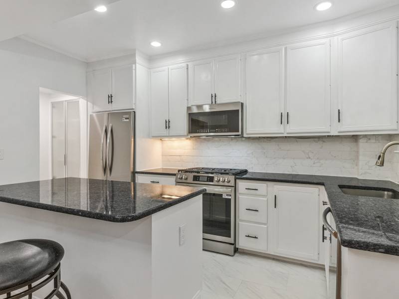4414 Volta Place, Washington, DC 20007-1539 United States