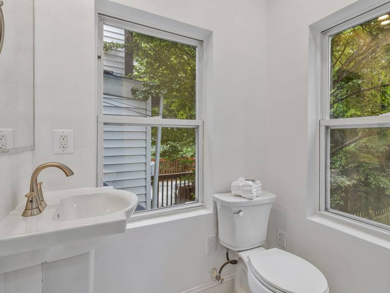 4414 Volta Place, Washington, DC 20007-1539 United States